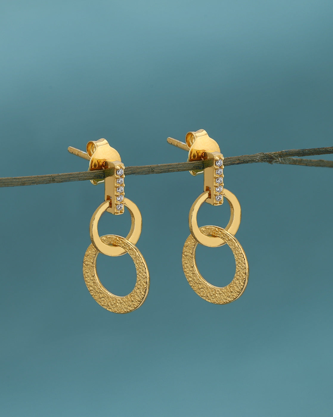 18kt Gold Plated CZ Studded Textured Double Circle Drop Link Earring