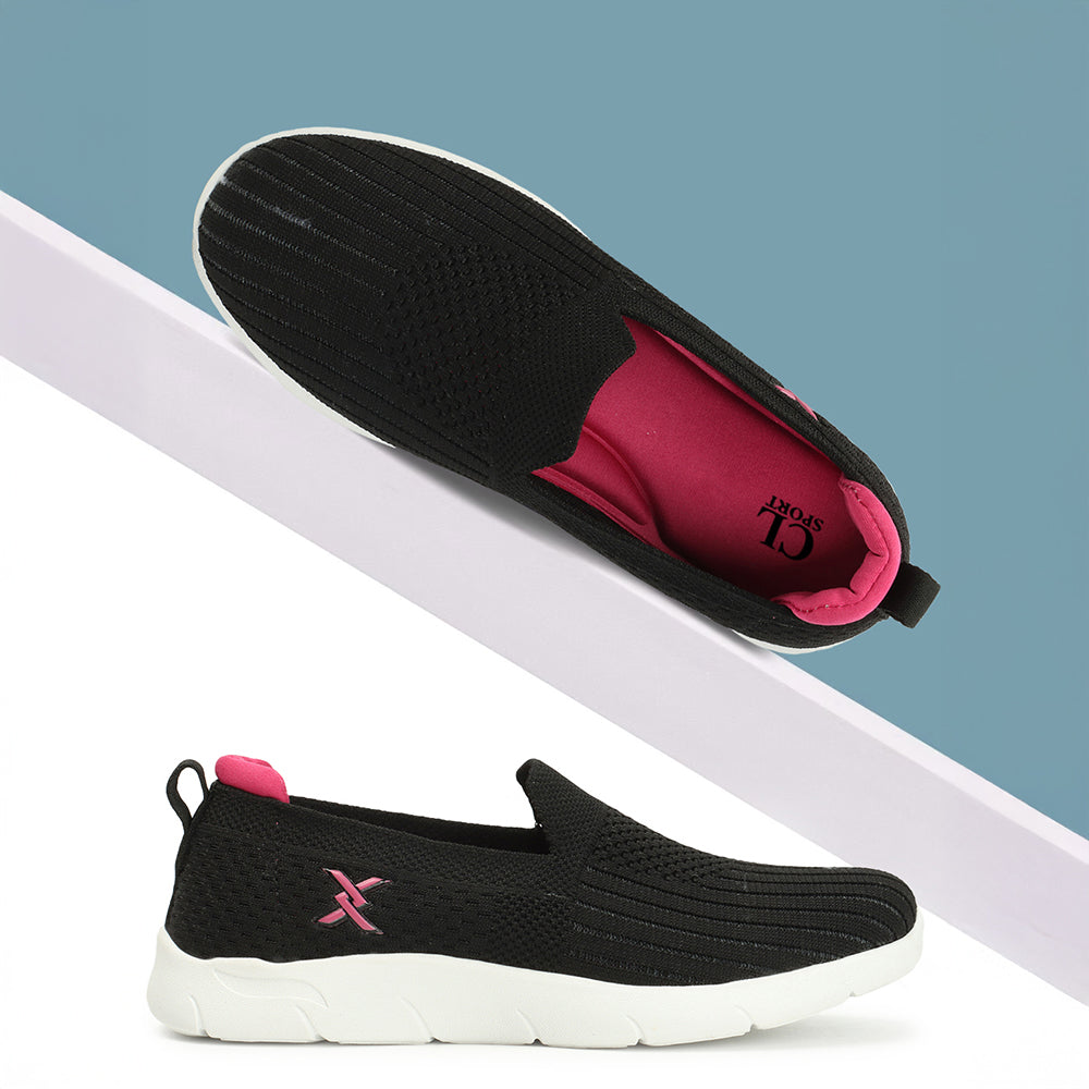 Women Textured Round Toe Flyknit Mesh Slip-On Sneakers