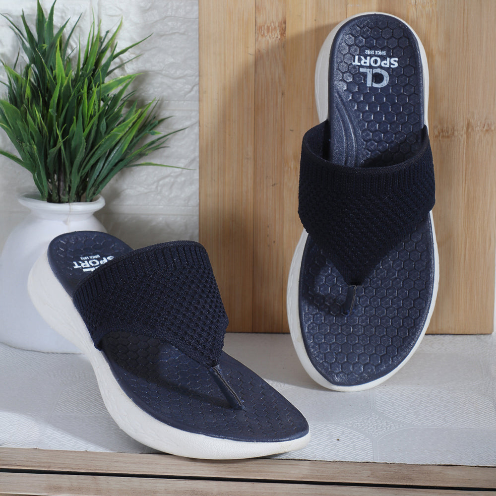 Women FlyKnit Thong Comfort Sandal