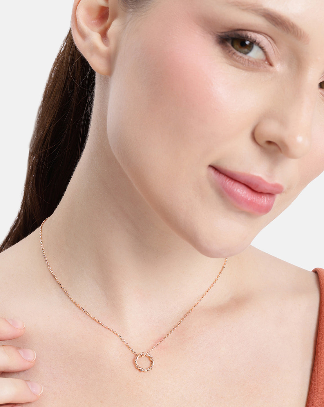 18kt Rose Gold Plated Twisted Halo Pendant Necklace