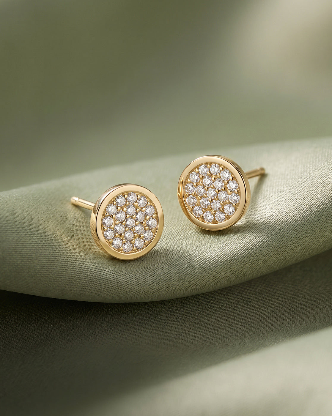 925 Sterling Silver with 18kt Gold Plated CZ Petite Circular Stud Earring