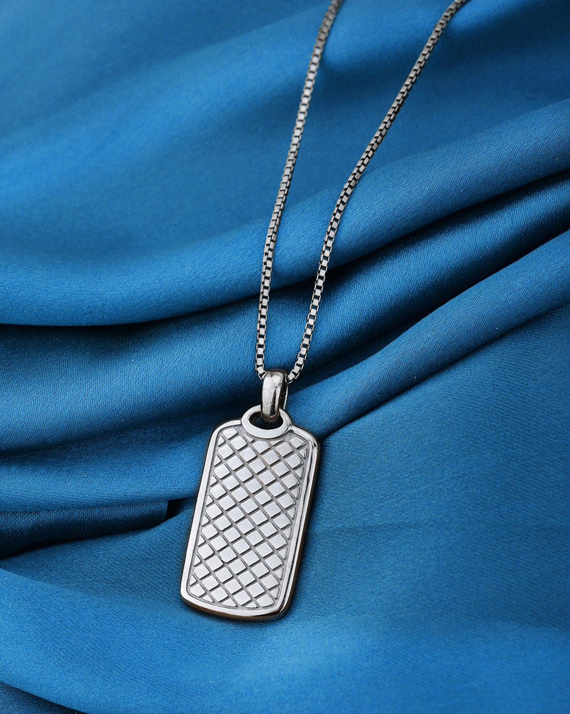 Men Silver Plated Oxidised Dog Tag Pendant and Chain