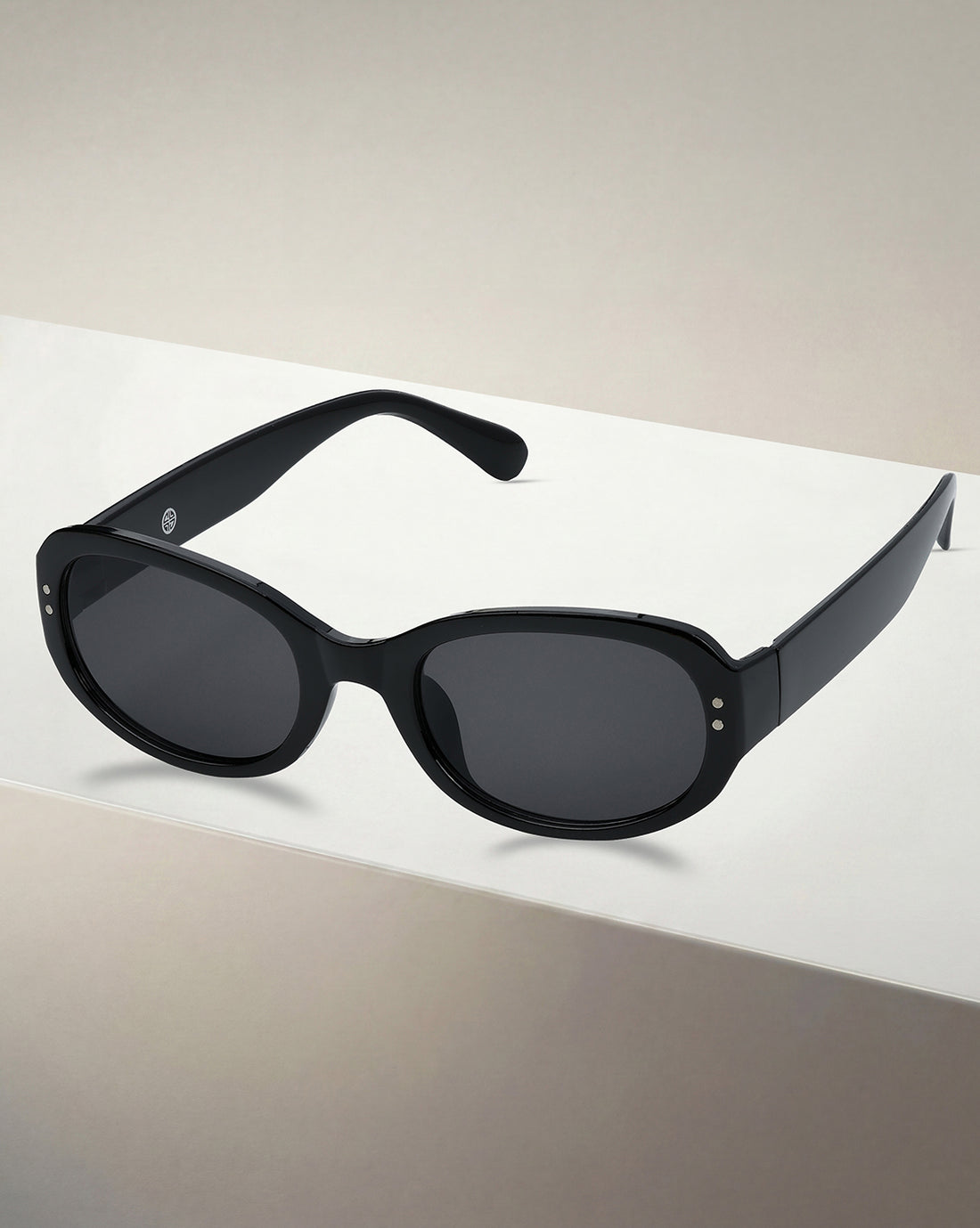 Women Black Toned UV Protected Black Lens Oval Retro Sunglasses