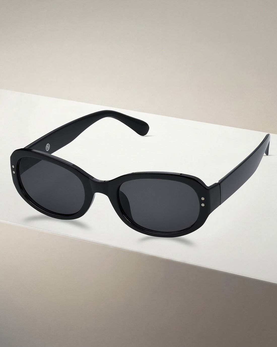Women Black Toned UV Protected Black Lens Oval Retro Sunglasses