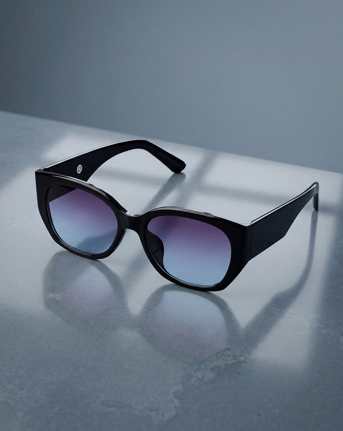 Women Black Toned UV Protected Purple Gradient Lens Cateye Sunglasses