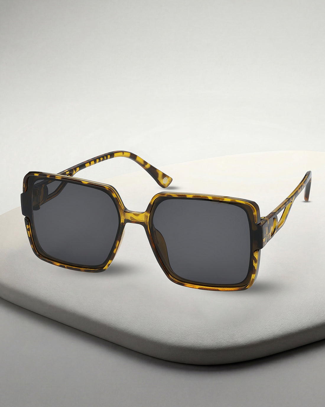 Women Tortoise Shell UV Protected Black Lens Oversized Sunglasses