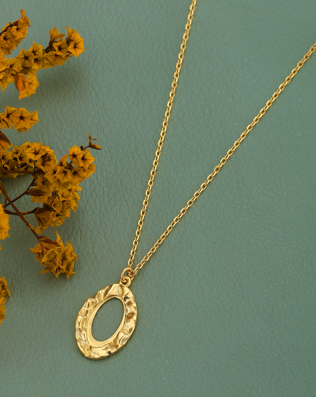 18kt Gold Plated Designer Hammered Textured Pendant and Chain