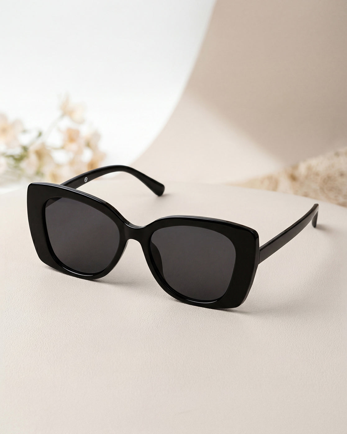 Women Black Toned UV Protected Black Lens Oversized Sunglasses