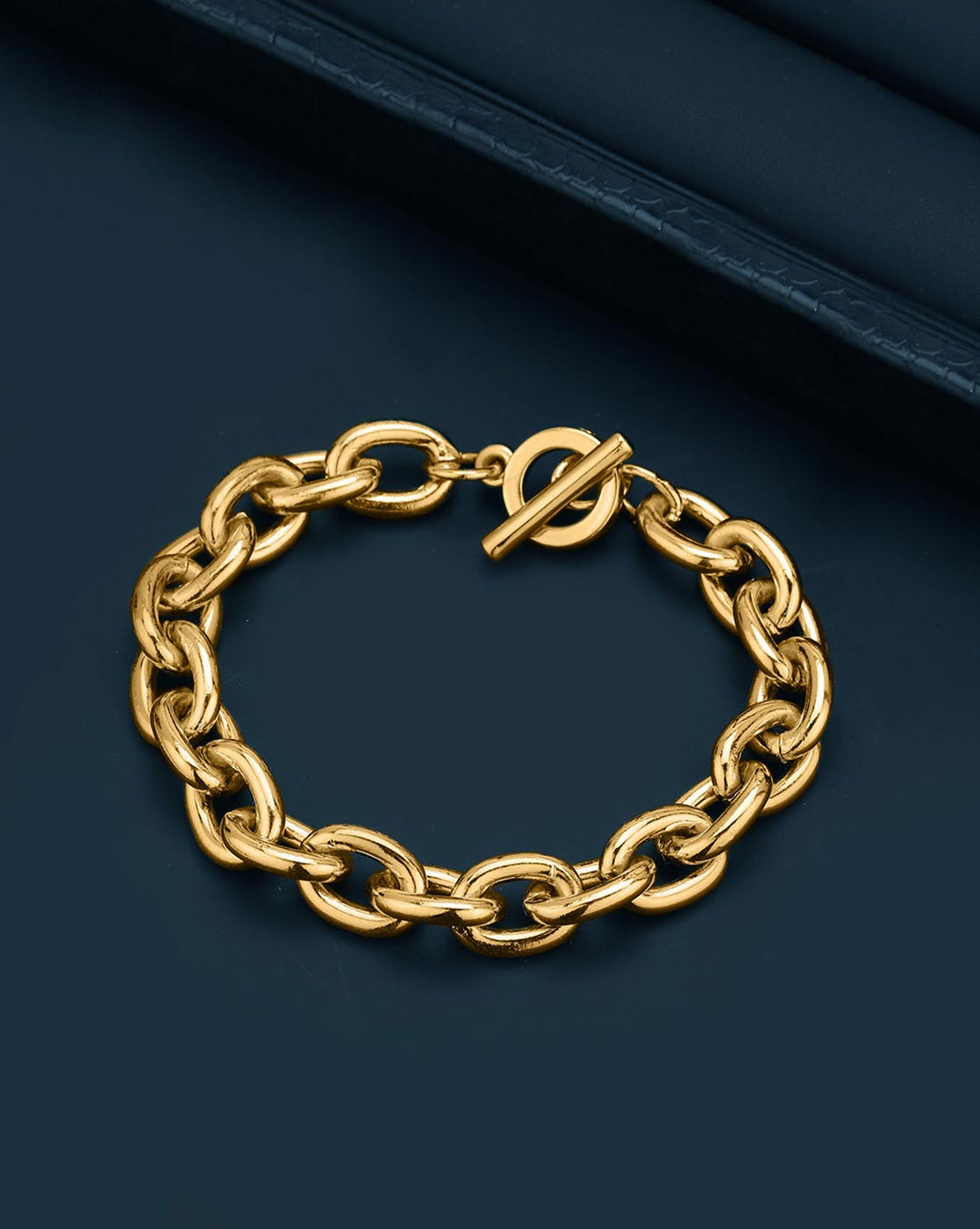 Men Gold Plated Link Toggle Bracelet