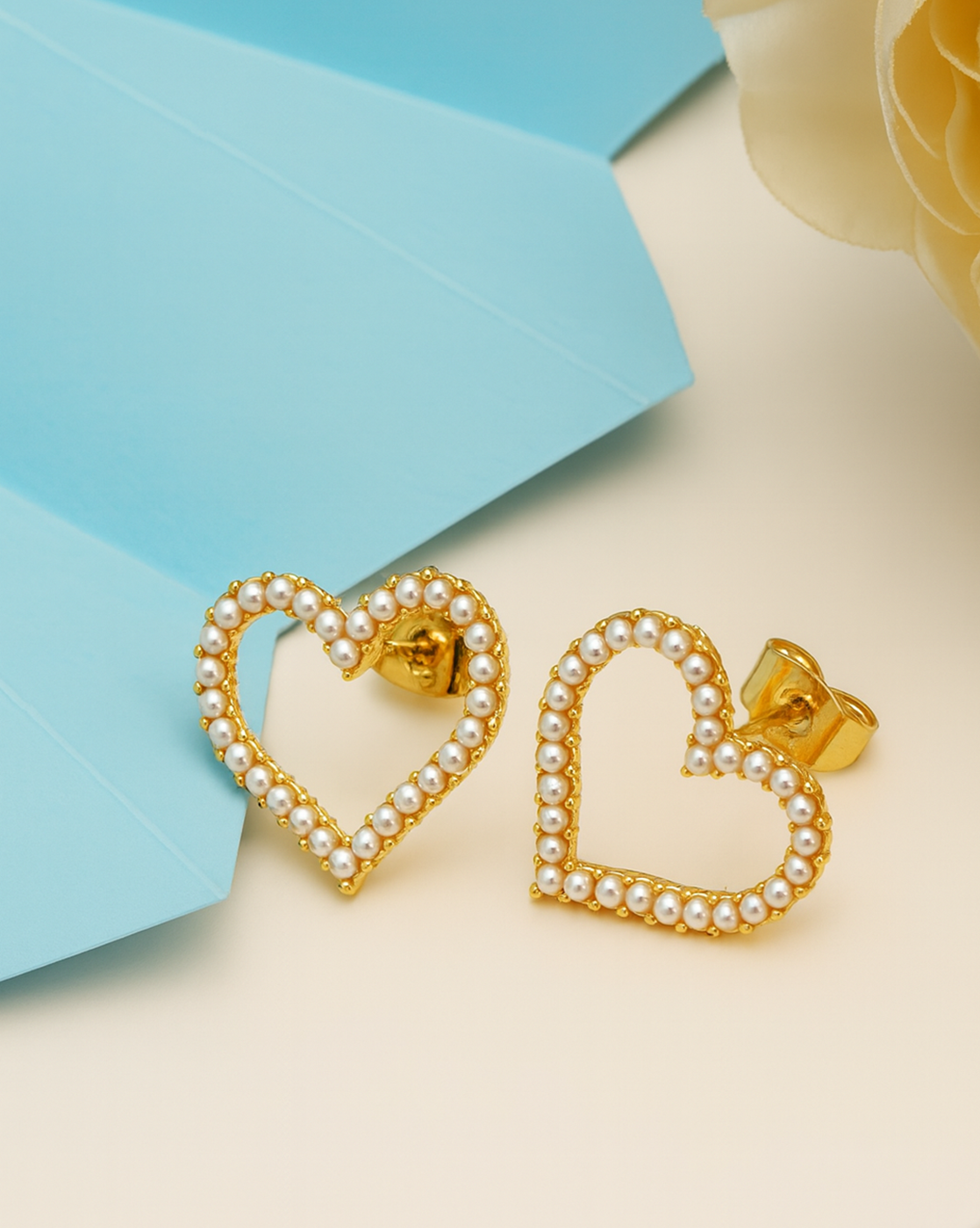 18kt Gold Plated Heart with Mini Pearl Stud Earring