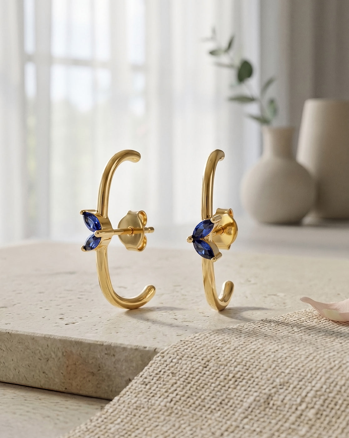 18kt Gold Plated Sapphire Studded Buttefly Ear Lobe Earring
