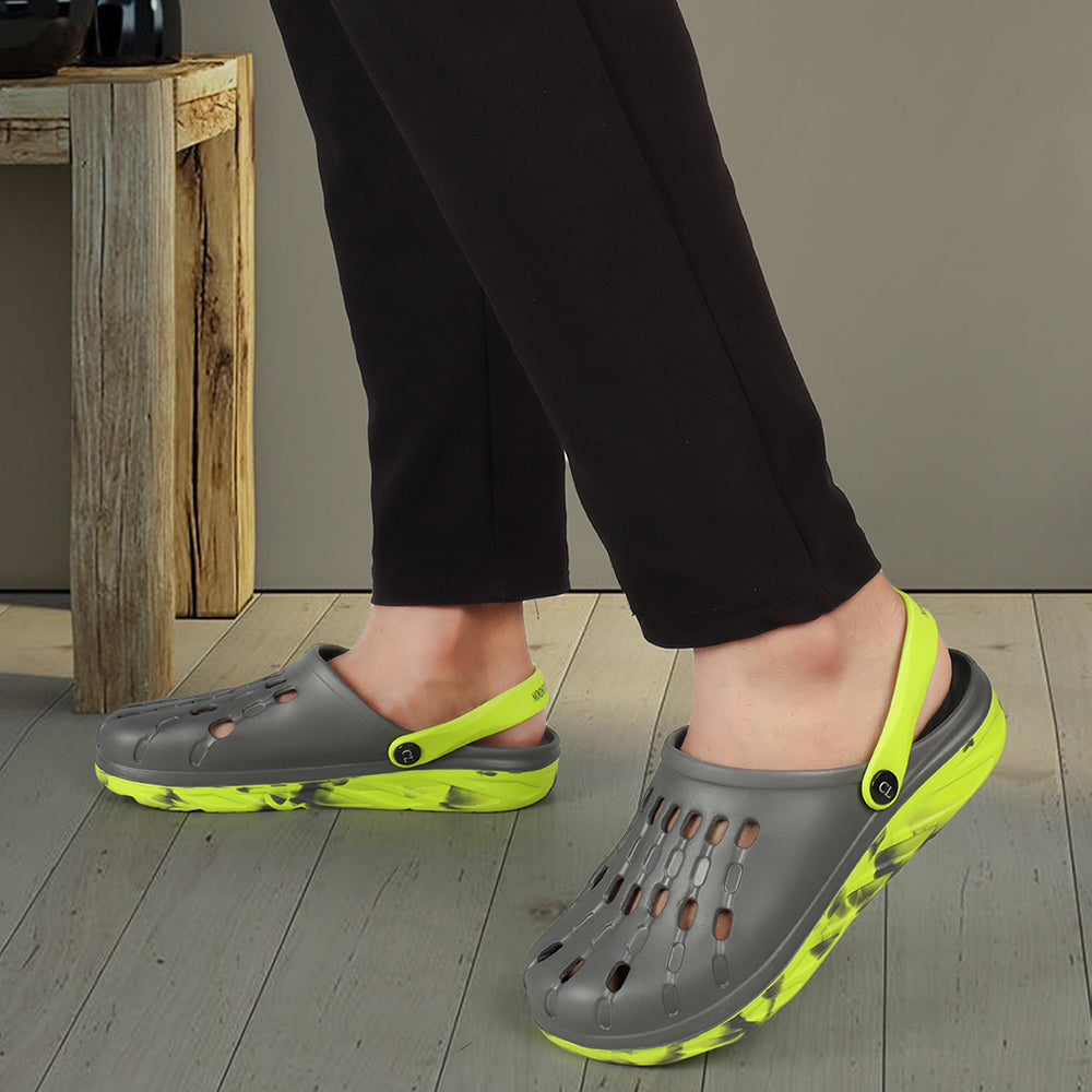 Men Perforated Comfort Clogs with Contrasting Strap