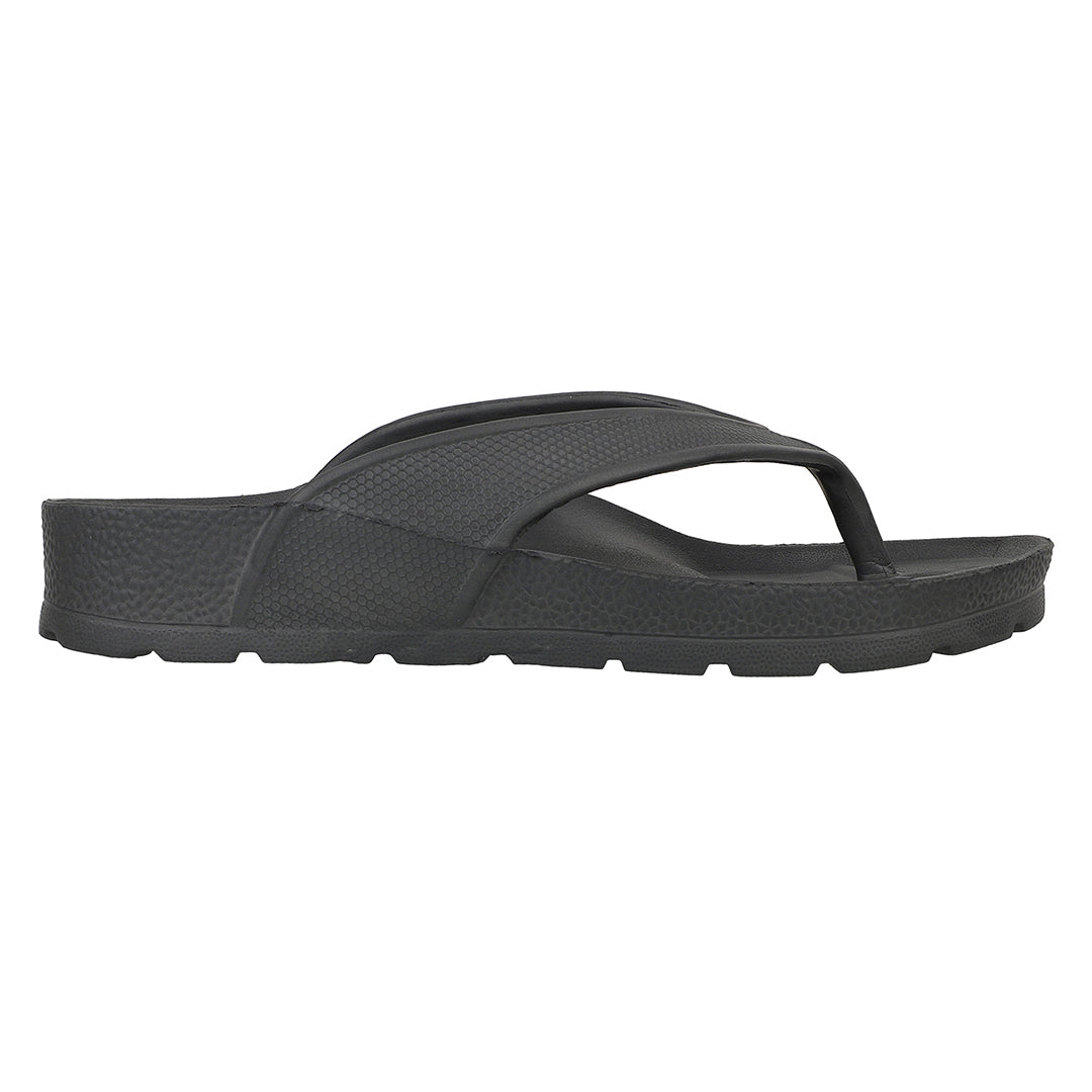 Men Textured Comfort Thong Sandals
