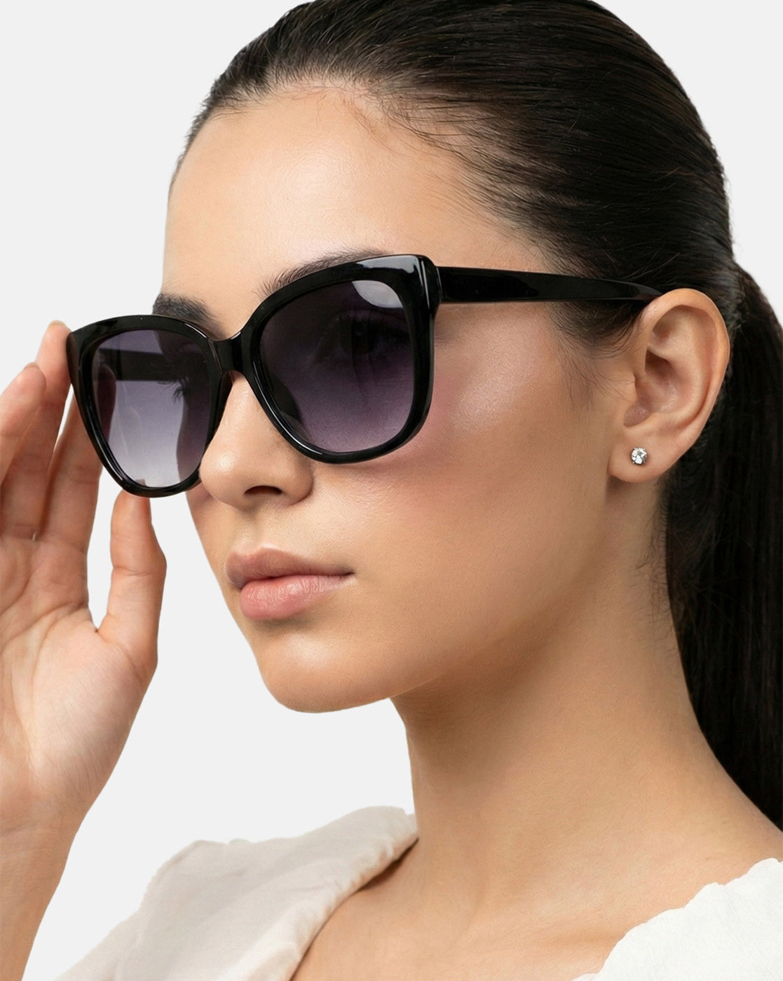 Women Black Toned Blue UV Protected Lens Oversized Sunglasses