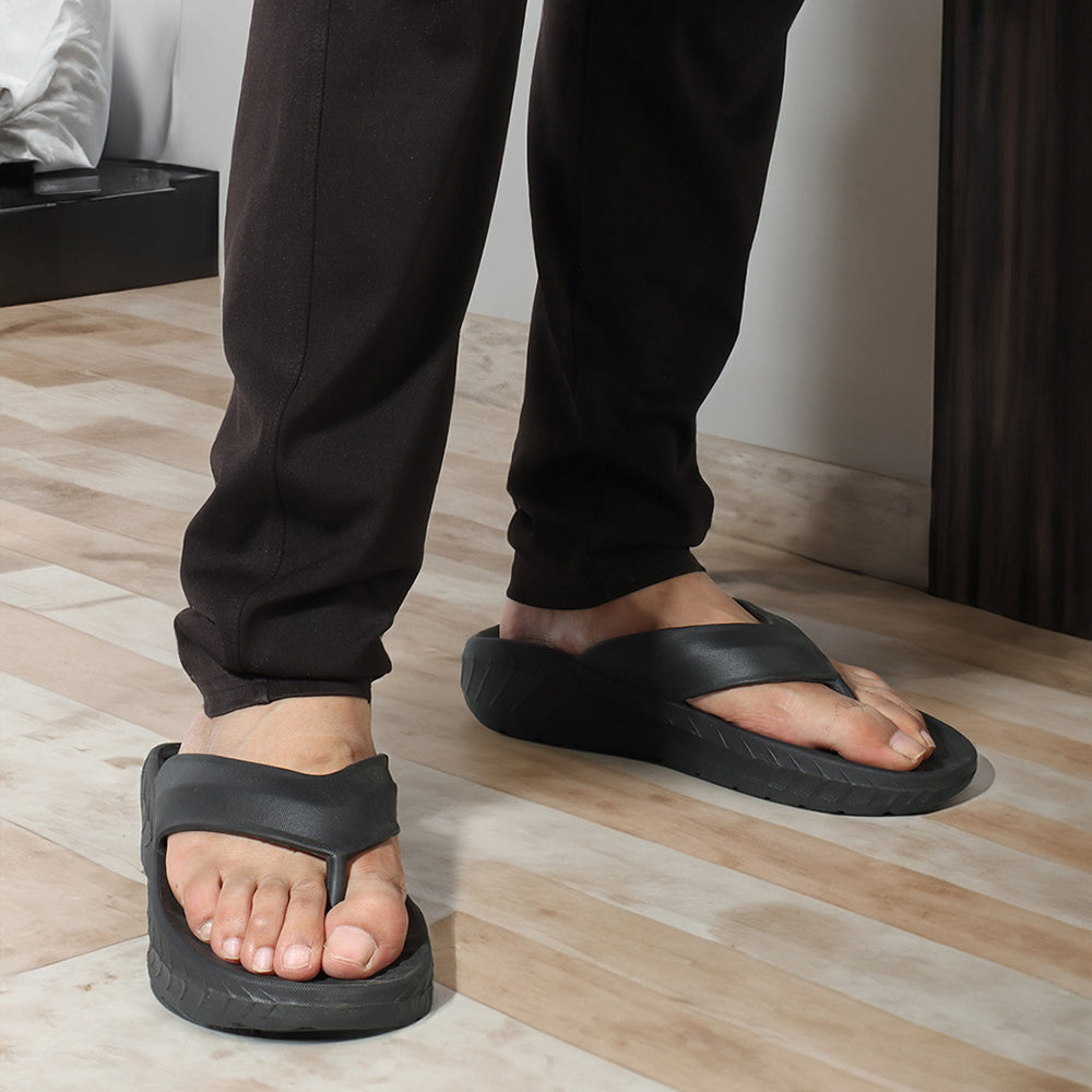 Men Contoured Comfort Thong Sandals
