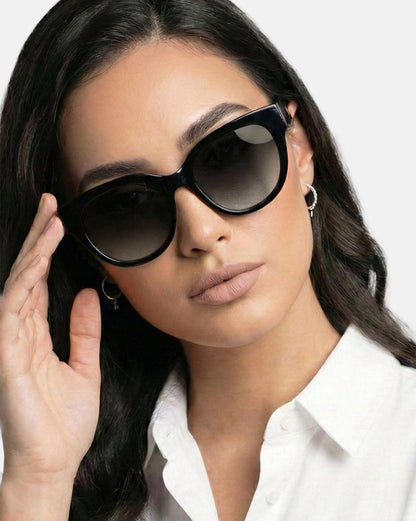 Women Black Toned Grey UV Protected Lens Cat Eye Sunglasses