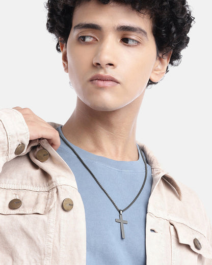 Men Metallic Toned Jesus Cross Pendant and Venetian Chain