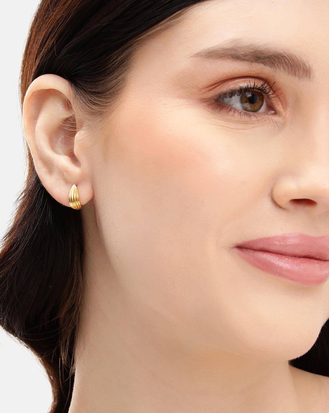 18kt Gold Plated Ribbed Half Hoop Earring