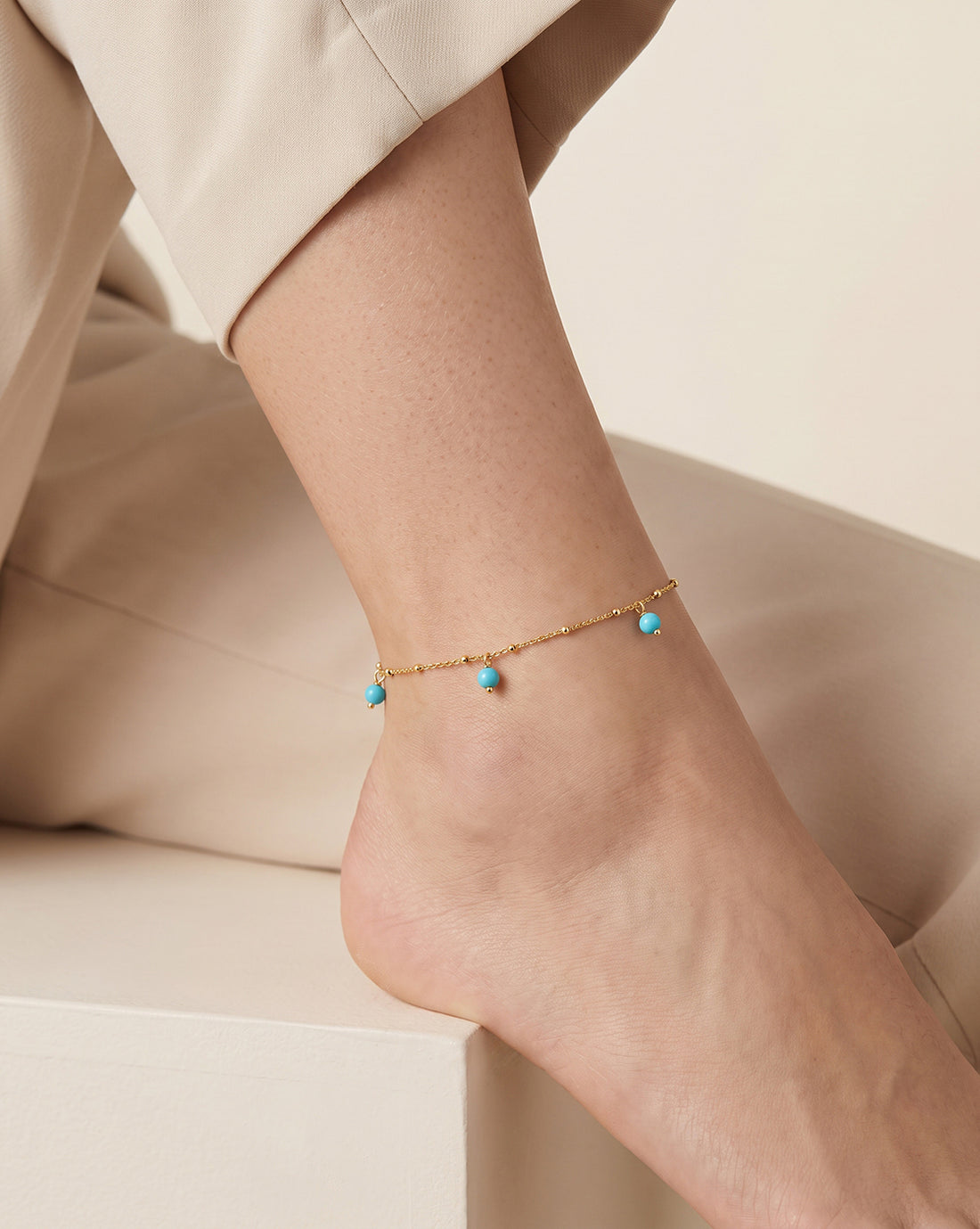 18kt Gold Plated Dangling Turquoise Stone Charm Anklet