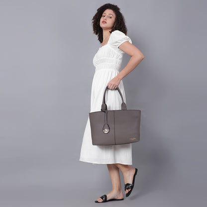 Women Structured Handheld Bag with Tasselled