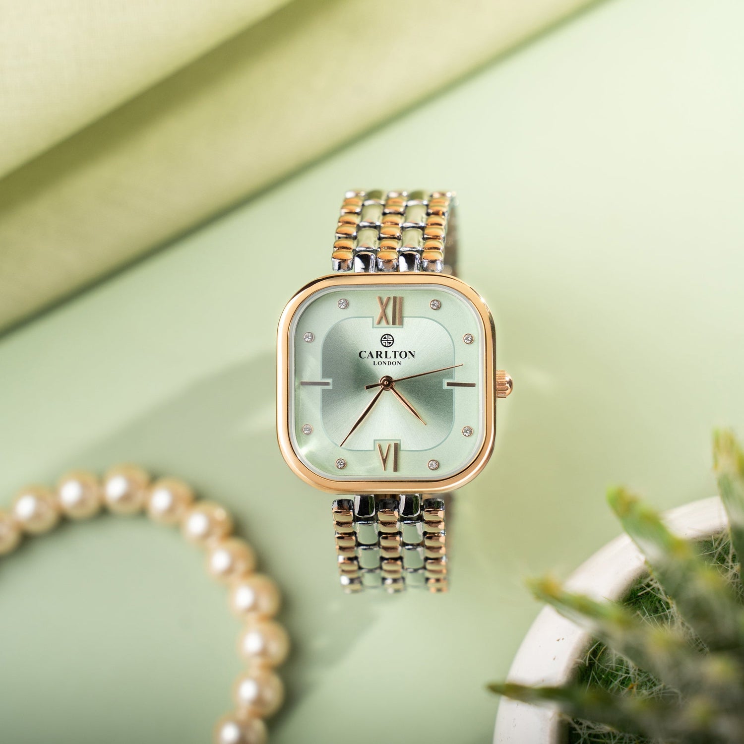 Chelsea Women Analog Watch-CLSSCLGRN