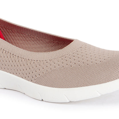 Women Round Toe Flyknit Lightweight Slip-On Sneakers