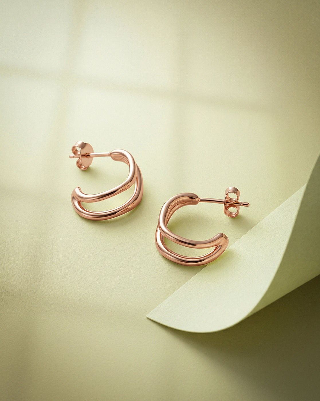 18kt Rose Gold Plated Curved Half Hoop Earring