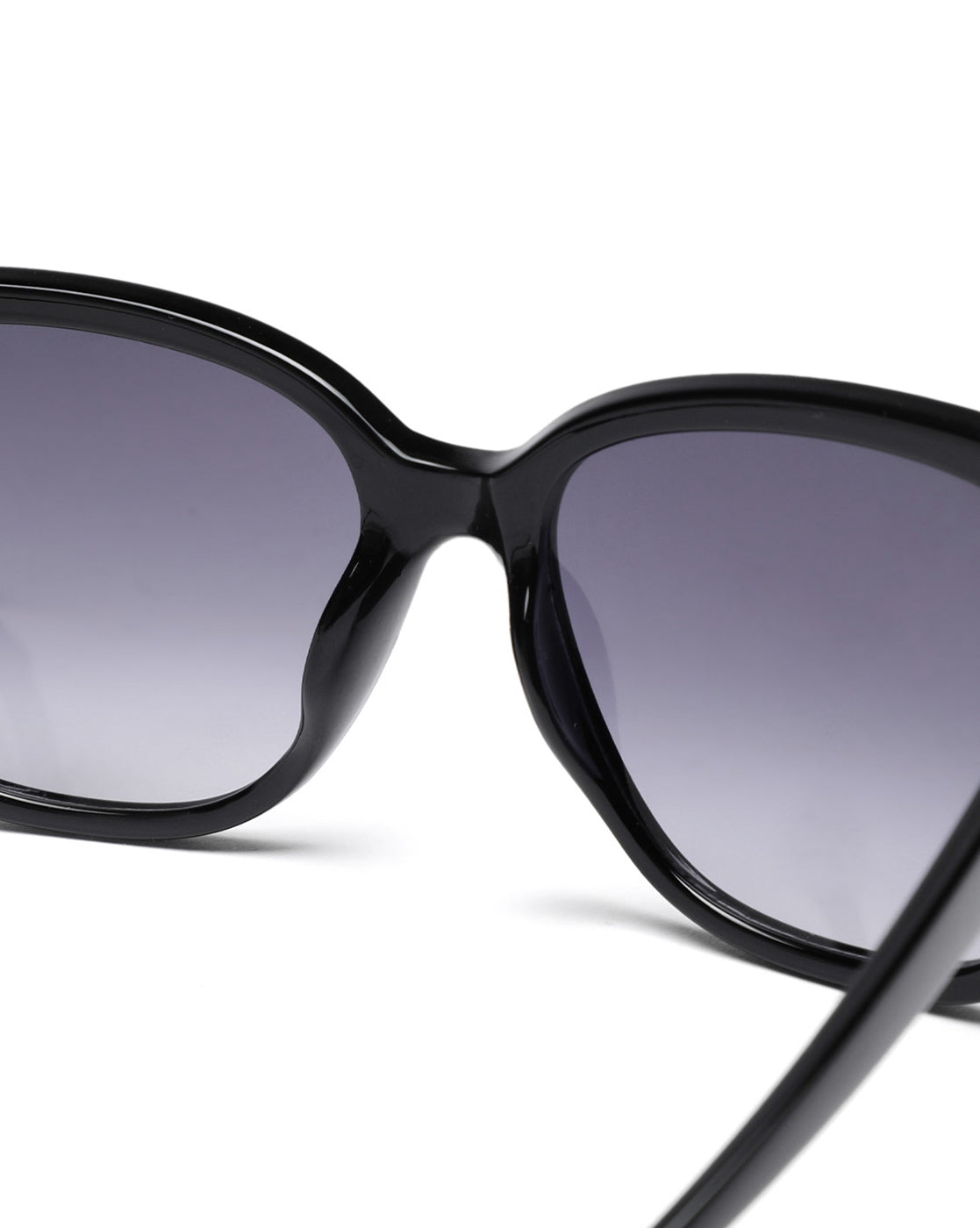 Women Black Toned Blue UV Protected Lens Oversized Sunglasses