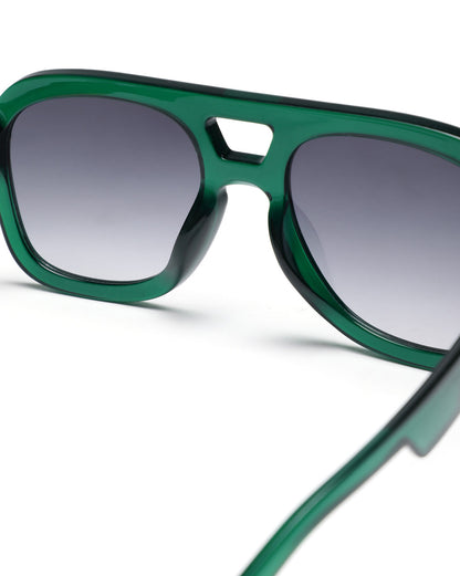 Men Green Toned Grey UV Protected Lens Aviator Sunglasses