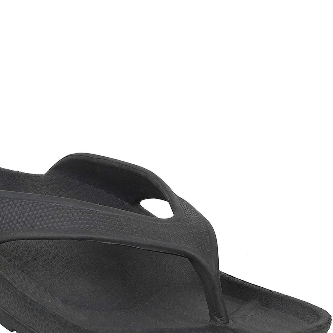 Men Textured Comfort Thong Sandals