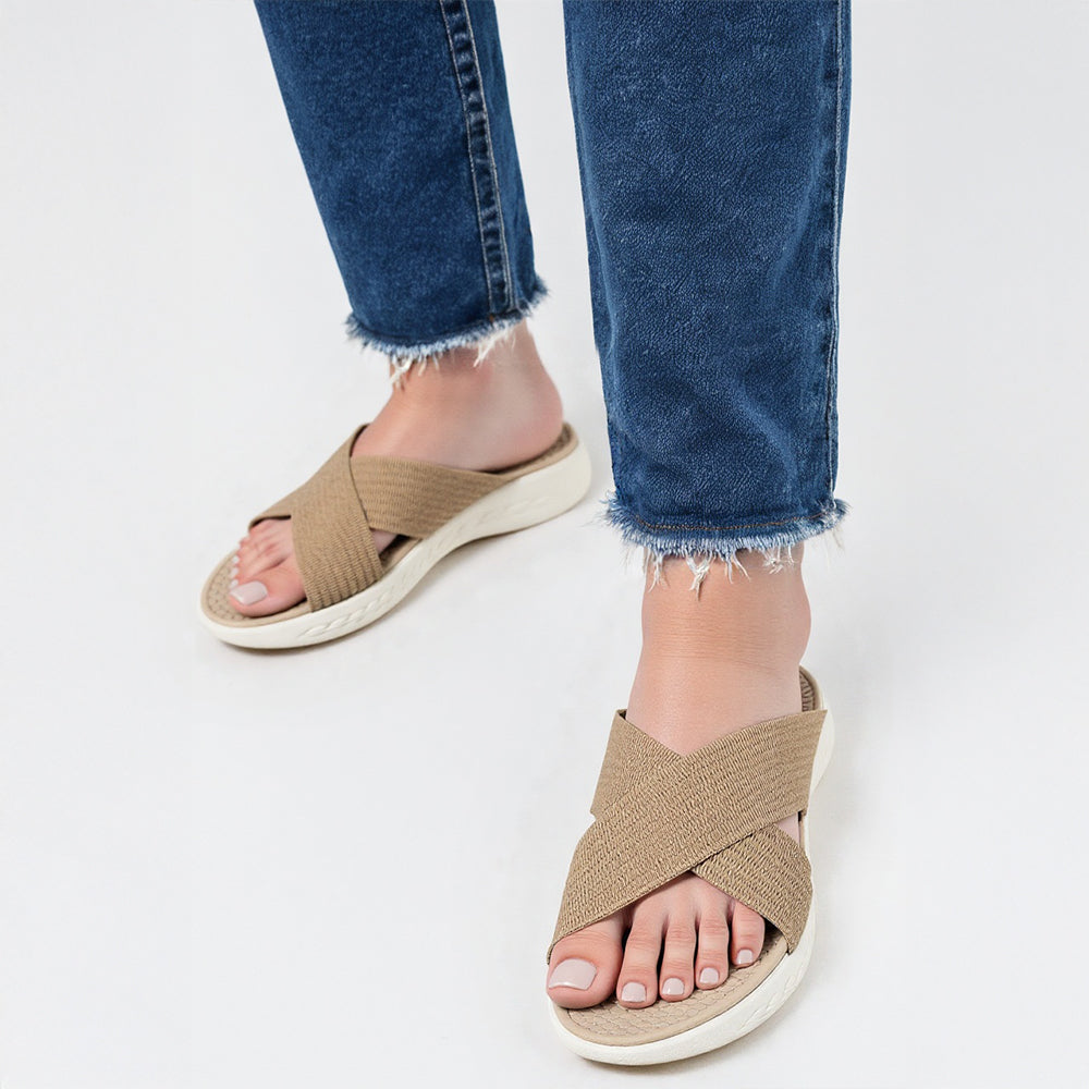 Women Criss Cross Klynit Comfort Slides
