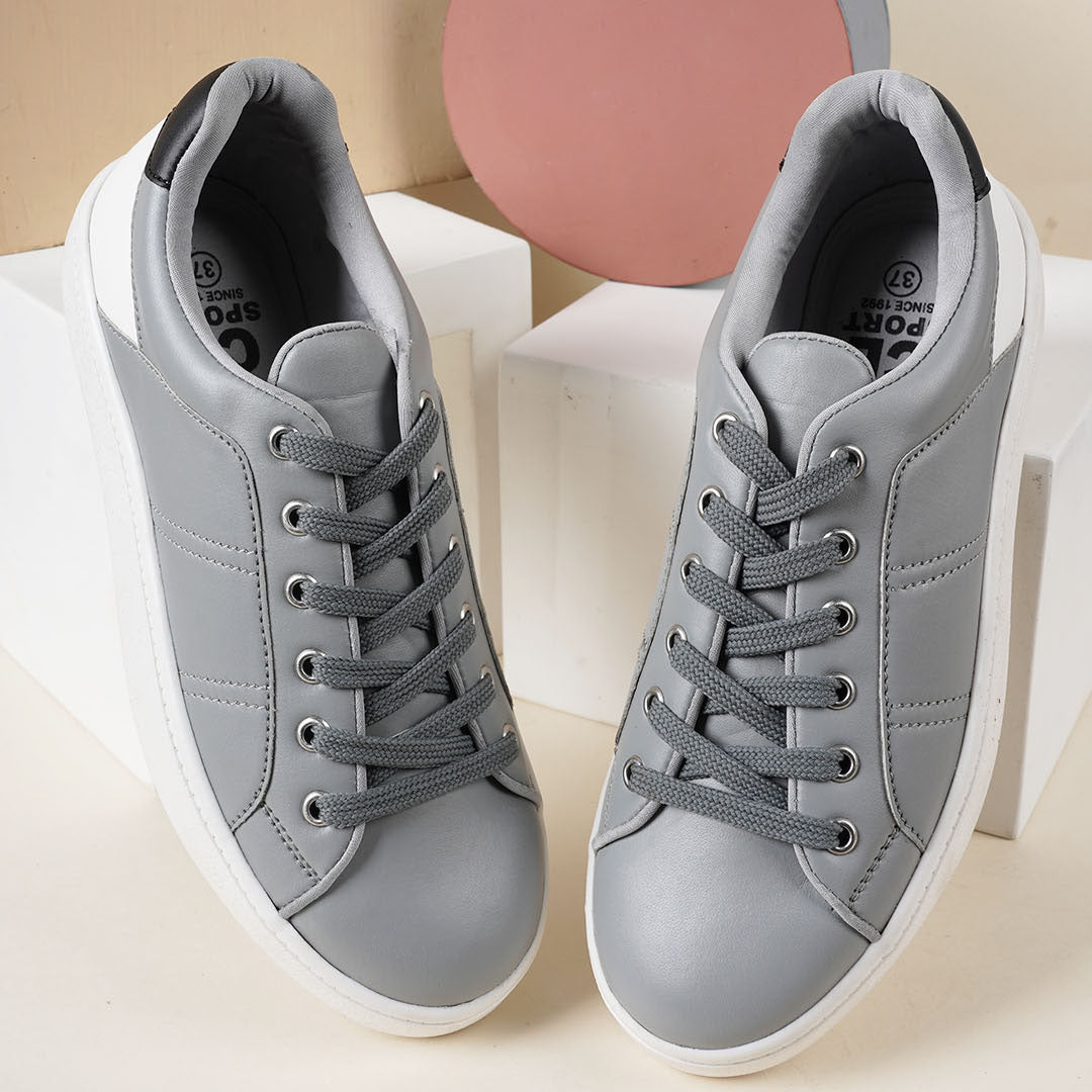 Women Comfort Insole Contrast Sole Sneakers