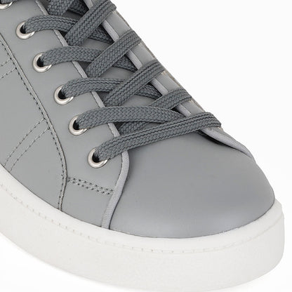 Women Comfort Insole Contrast Sole Sneakers