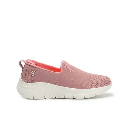 Women Round Toe Flyknit Lightweight Slip-On Sneakers