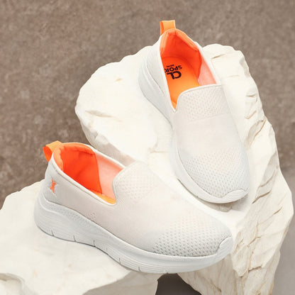 Women Round Toe Flyknit Lightweight Slip-On Sneakers