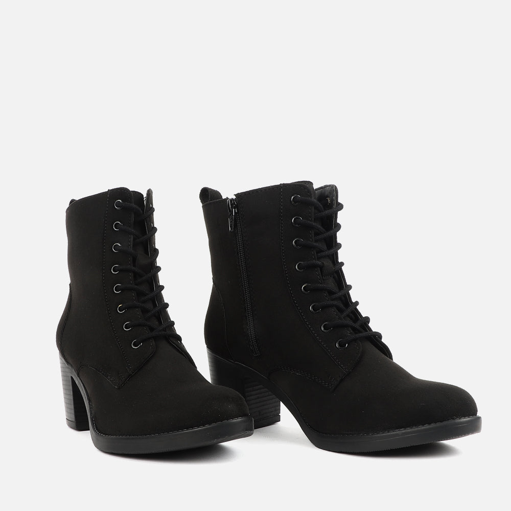 Women Block Heel Boot