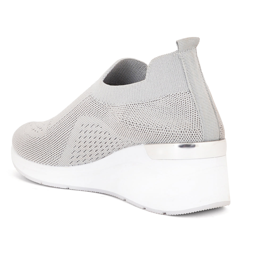 Women Comfortable Flyknit Lightweight Slip-On Sneakers