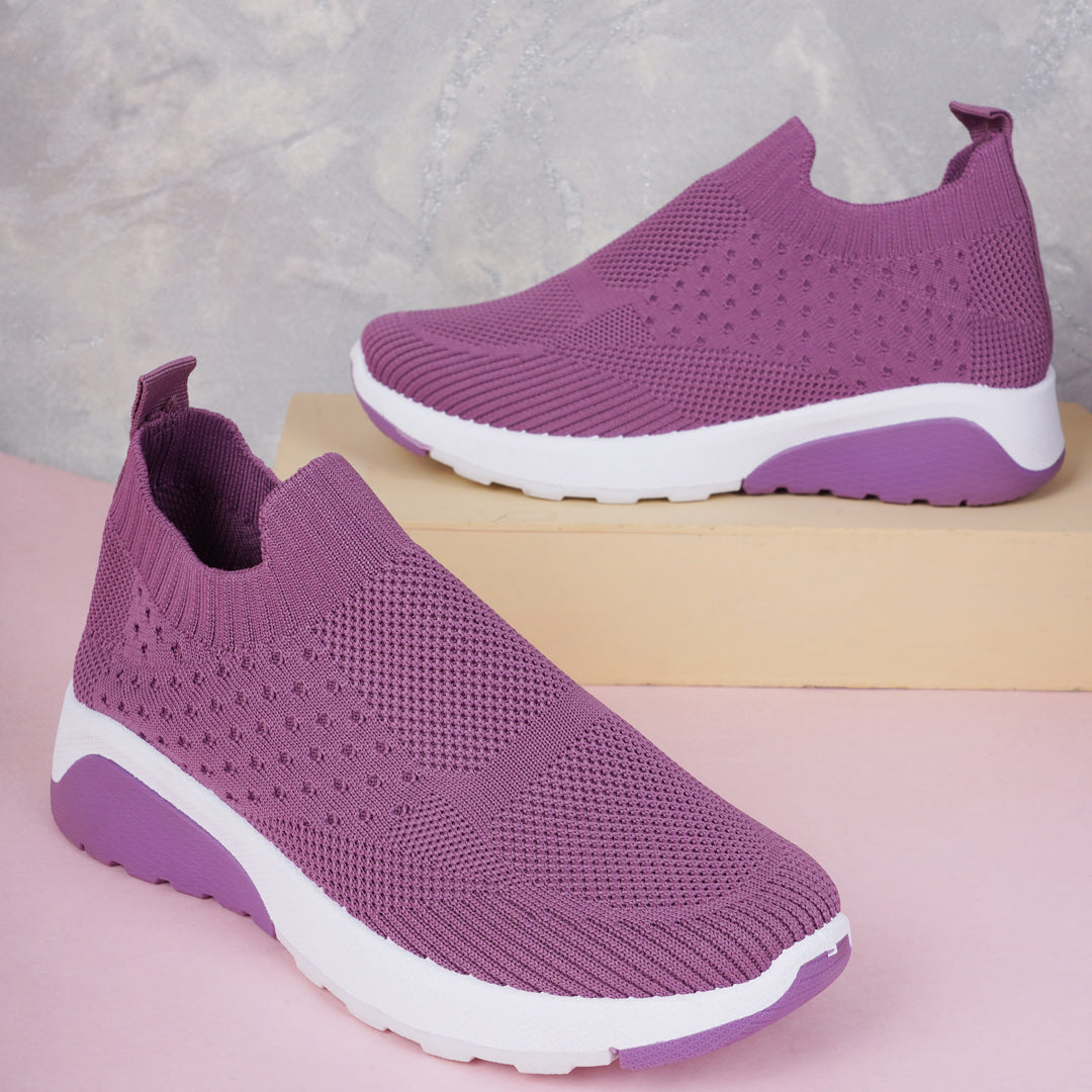 Women Comfortable Flyknit Lightweight Slip-On Sneakers