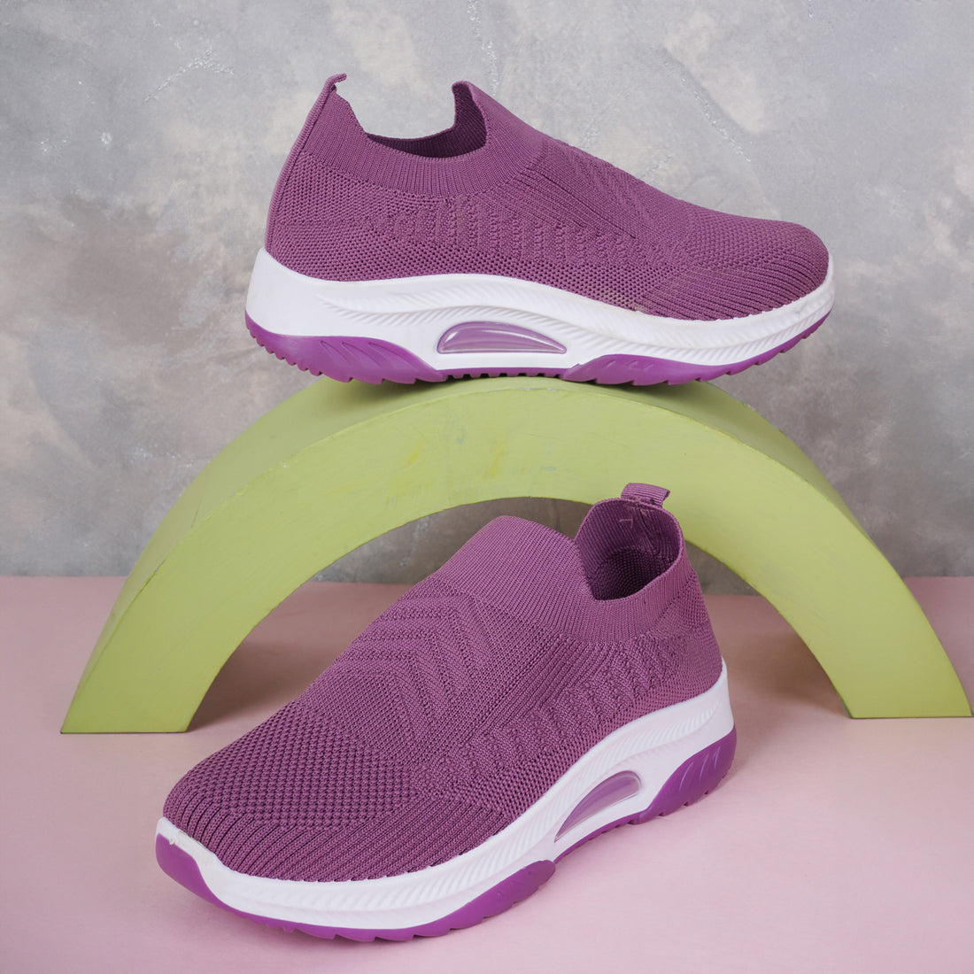 Women Comfortable Flyknit Lightweight Slip-On Sneakers