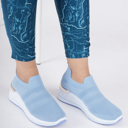 Women Embellished Flyknit Lightweight Slip-On Sneakers