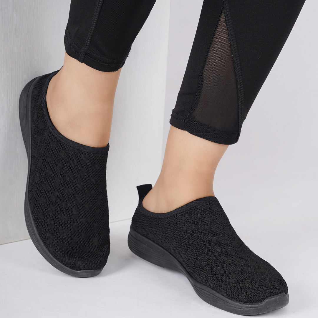 Women Comfortable Flyknit Lightweight Slip-On Sneakers