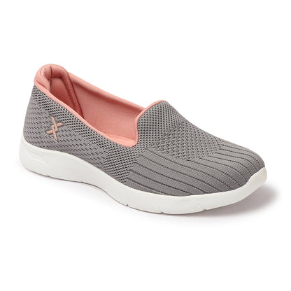 Women Textured Round Toe Flyknit Mesh Slip-On Sneakers