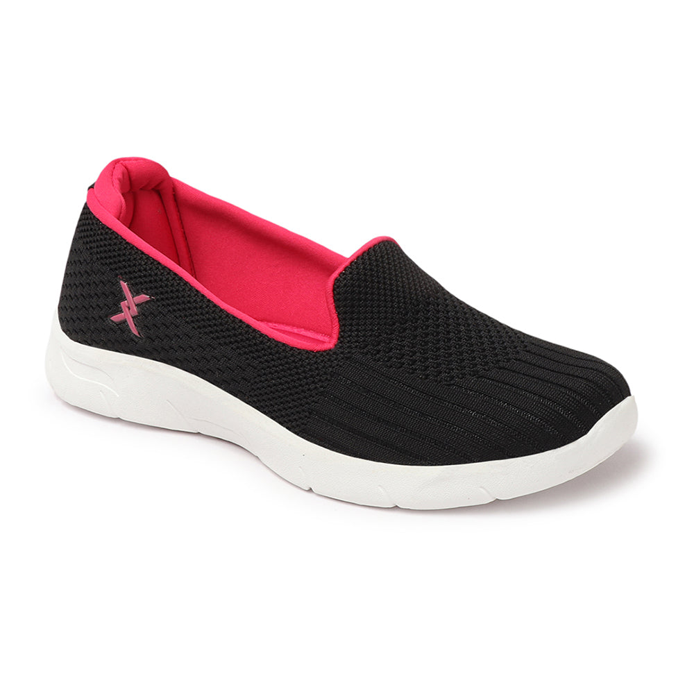 Women Textured Round Toe Flyknit Mesh Slip-On Sneakers