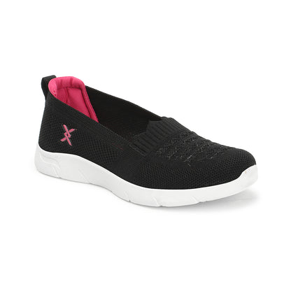 Women Textured Round Toe Flyknit Mesh Slip-On Sneakers