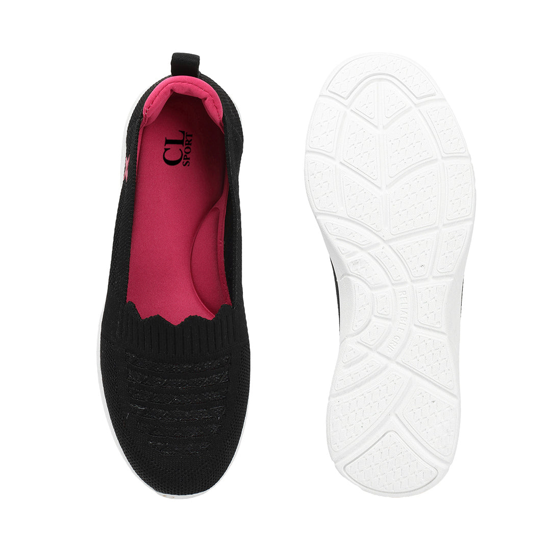 Women Textured Round Toe Flyknit Mesh Slip-On Sneakers