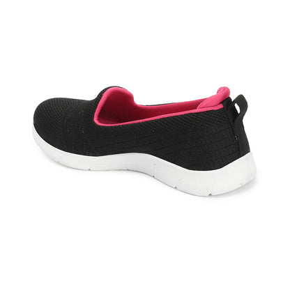 Women Textured Round Toe Flyknit Mesh Slip-On Sneakers