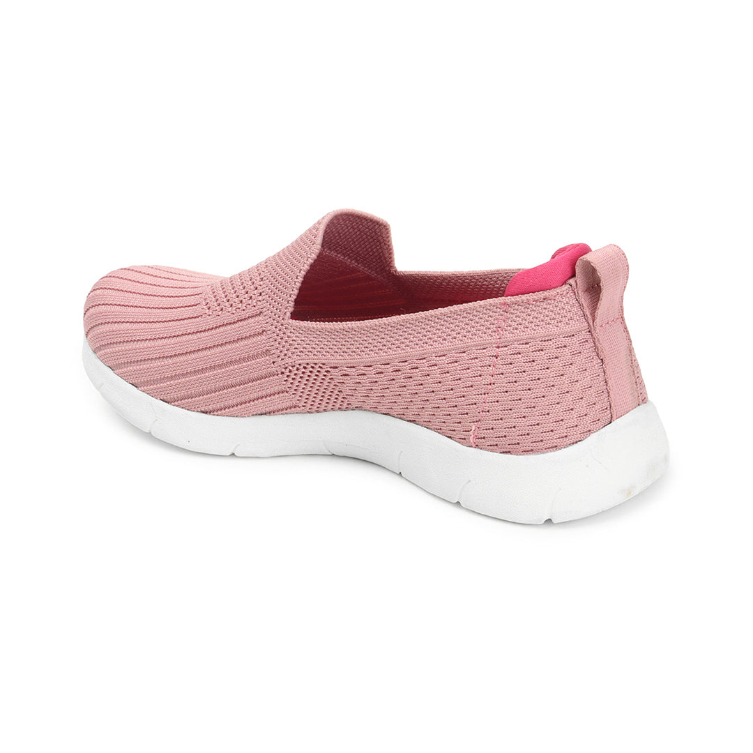 Women Textured Round Toe Flyknit Mesh Slip-On Sneakers