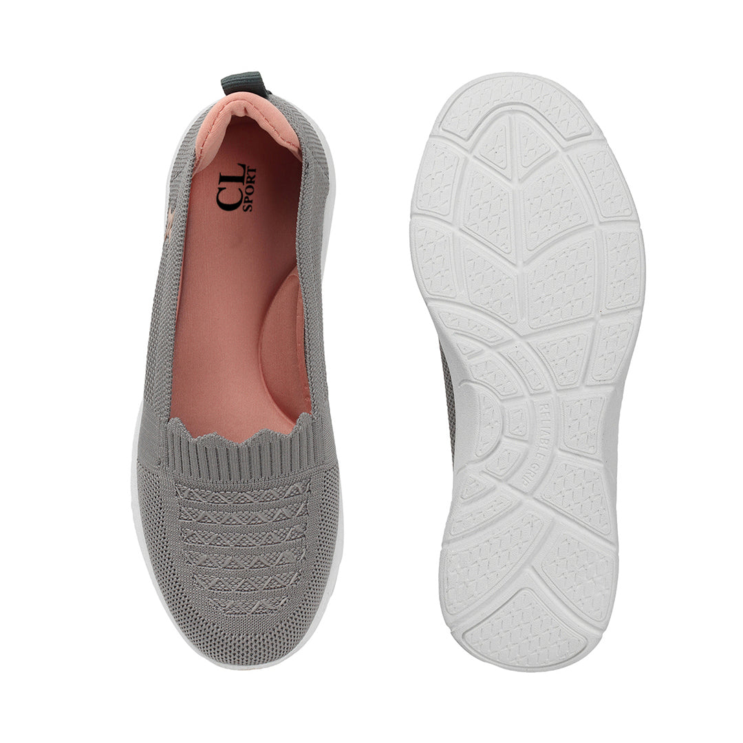 Women Textured Round Toe Flyknit Mesh Slip-On Sneakers