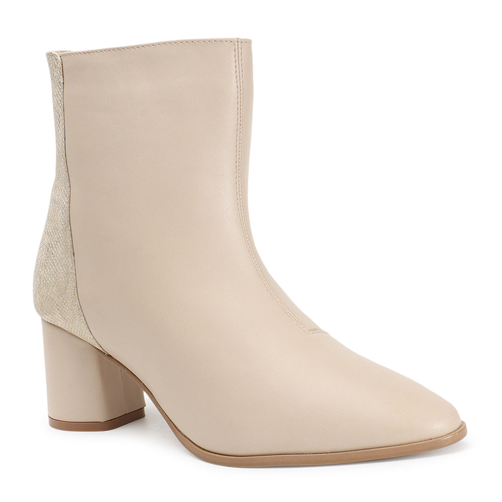 Women Round Toe Mid-Top Solid Chelsea Boots