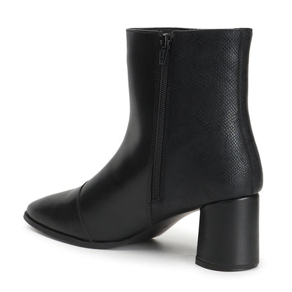 Women Round Toe Mid-Top Solid Chelsea Boots